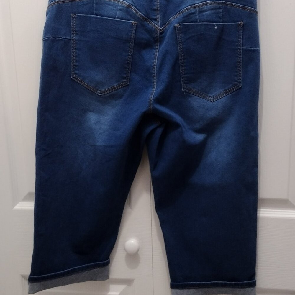 NWT Bamboo Dark Wash High Waist Capri Jeans – Size 16 - Picture 10 of 13